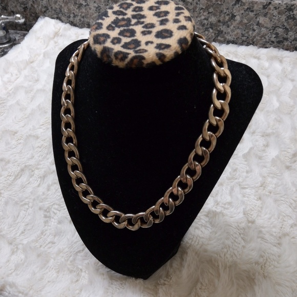 Vintage Gold Chain Chocker Style Necklace - Picture 6 of 6